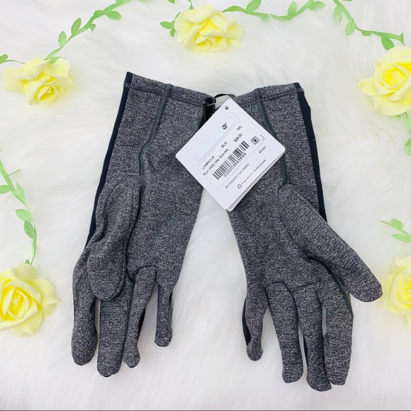 lululemon athletica Accessories - Run with me gloves M/L lululemon black gray